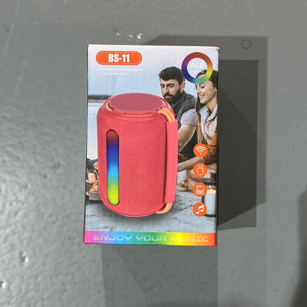 Altavoz Bluetooth Portátil BS-11 con Luces RGB y Sonido Envolvente 2