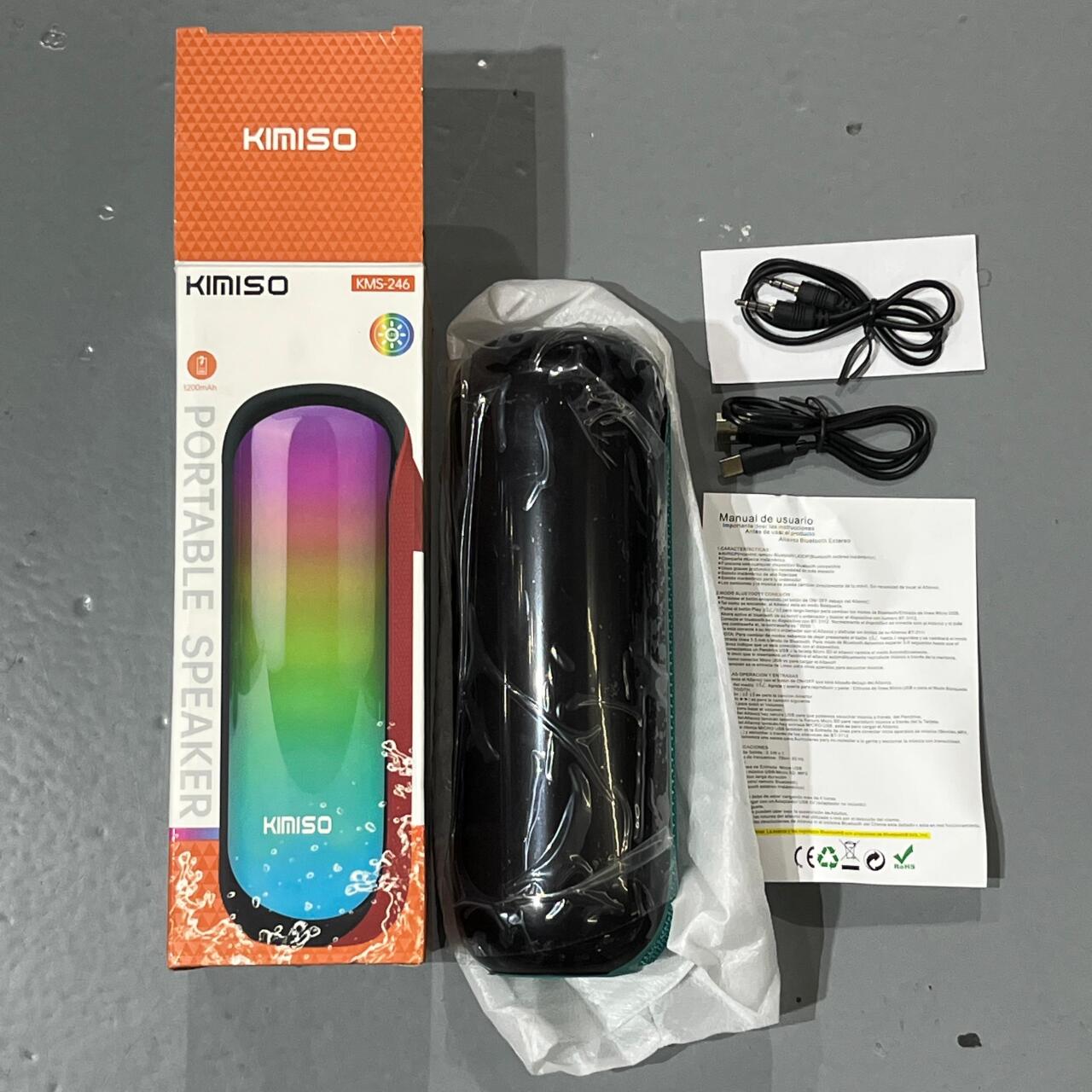 Altavoz Bluetooth Portátil KIMISO KMS-246 con Sonido Potente y Diseño Compacto 3