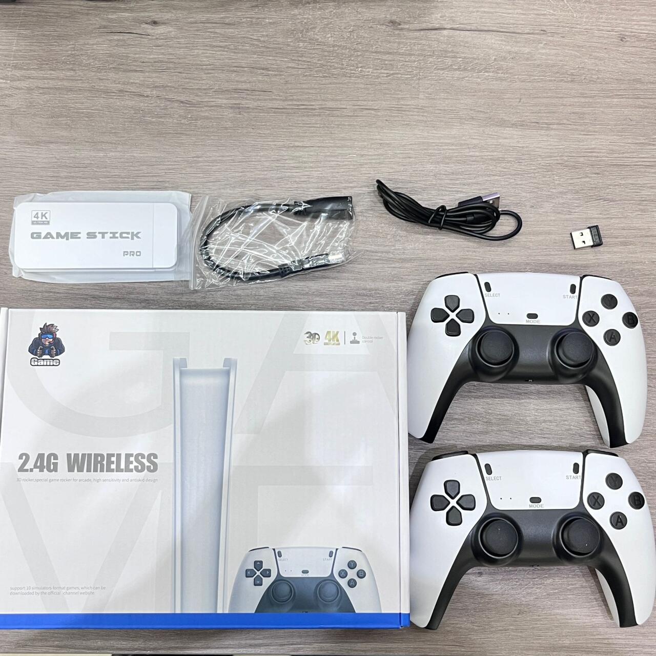 Consola 4K + 2 Mandos 4